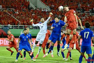 Hả? Nữ đoàn thi đấu bóng bàn thế giới: Vương Nghệ Địch 0 - 3 không địch lại Akula, Trung Quốc 1 - 2 thua Ấn Độ
